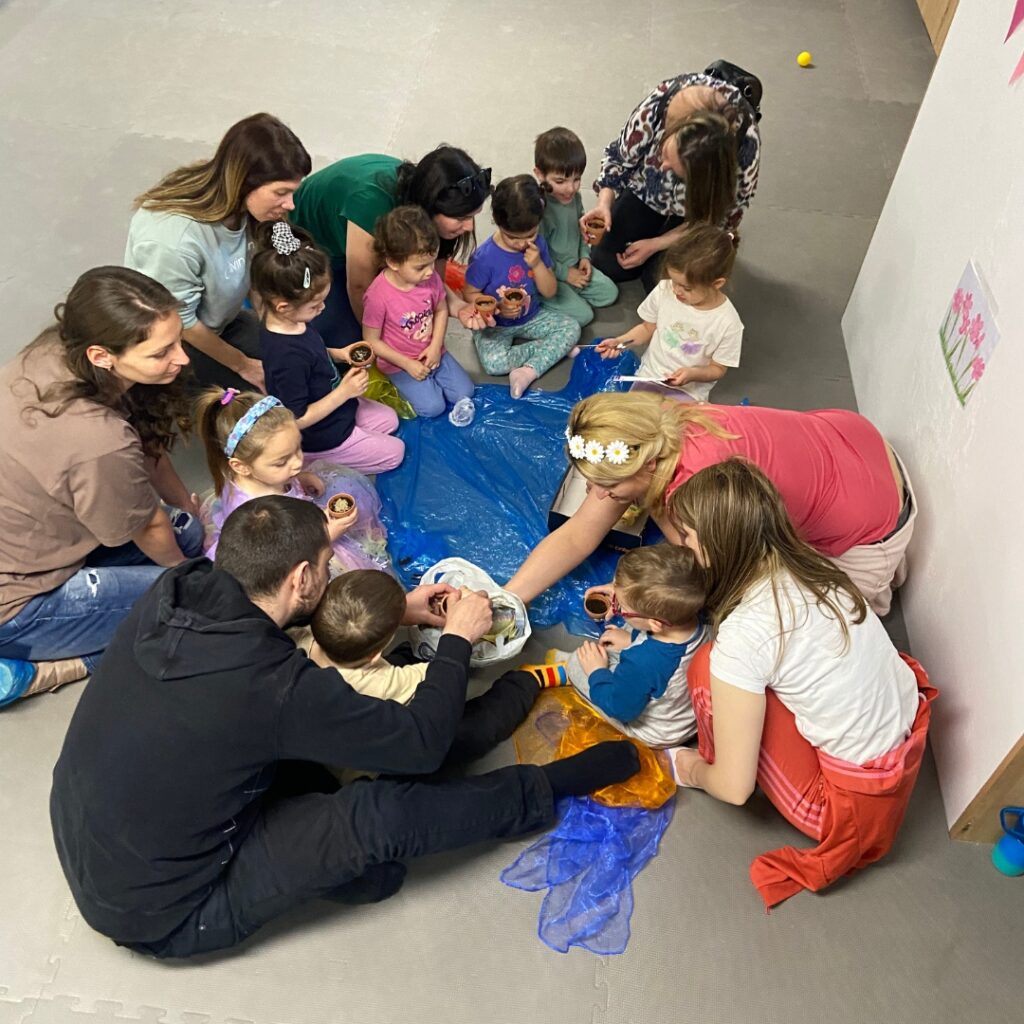 Академия за герои